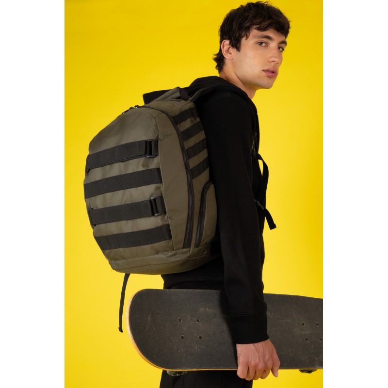 Sac à dos style urbain avec porte-skate